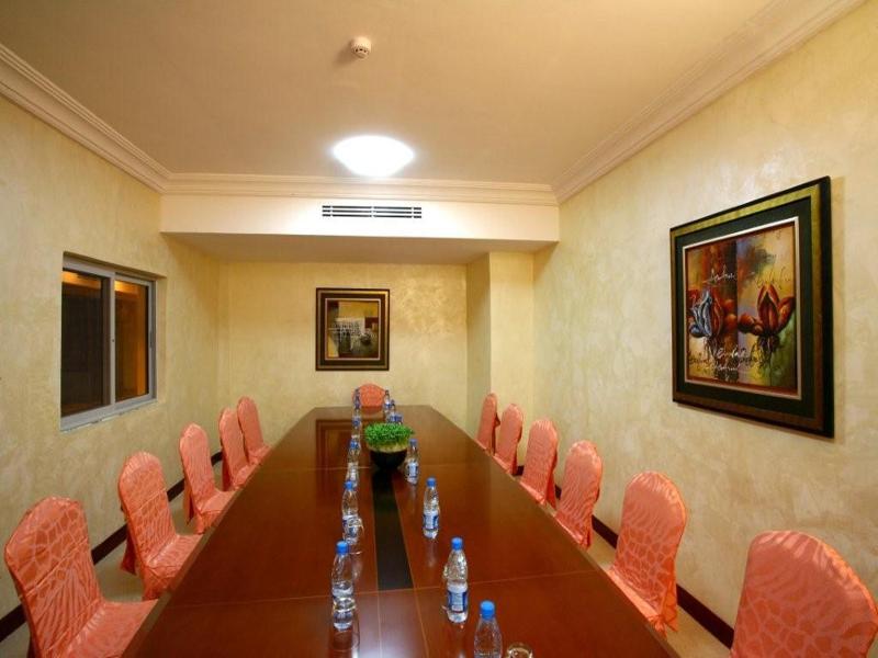 Chelsea Hotel Abuja Exterior foto