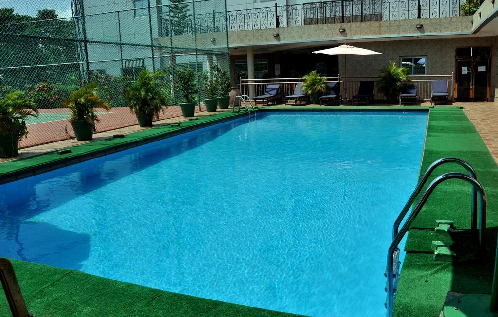 Chelsea Hotel Abuja Exterior foto