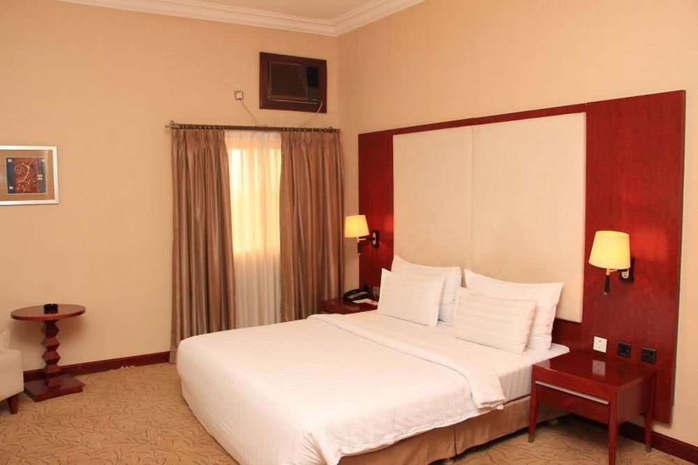 Chelsea Hotel Abuja Exterior foto