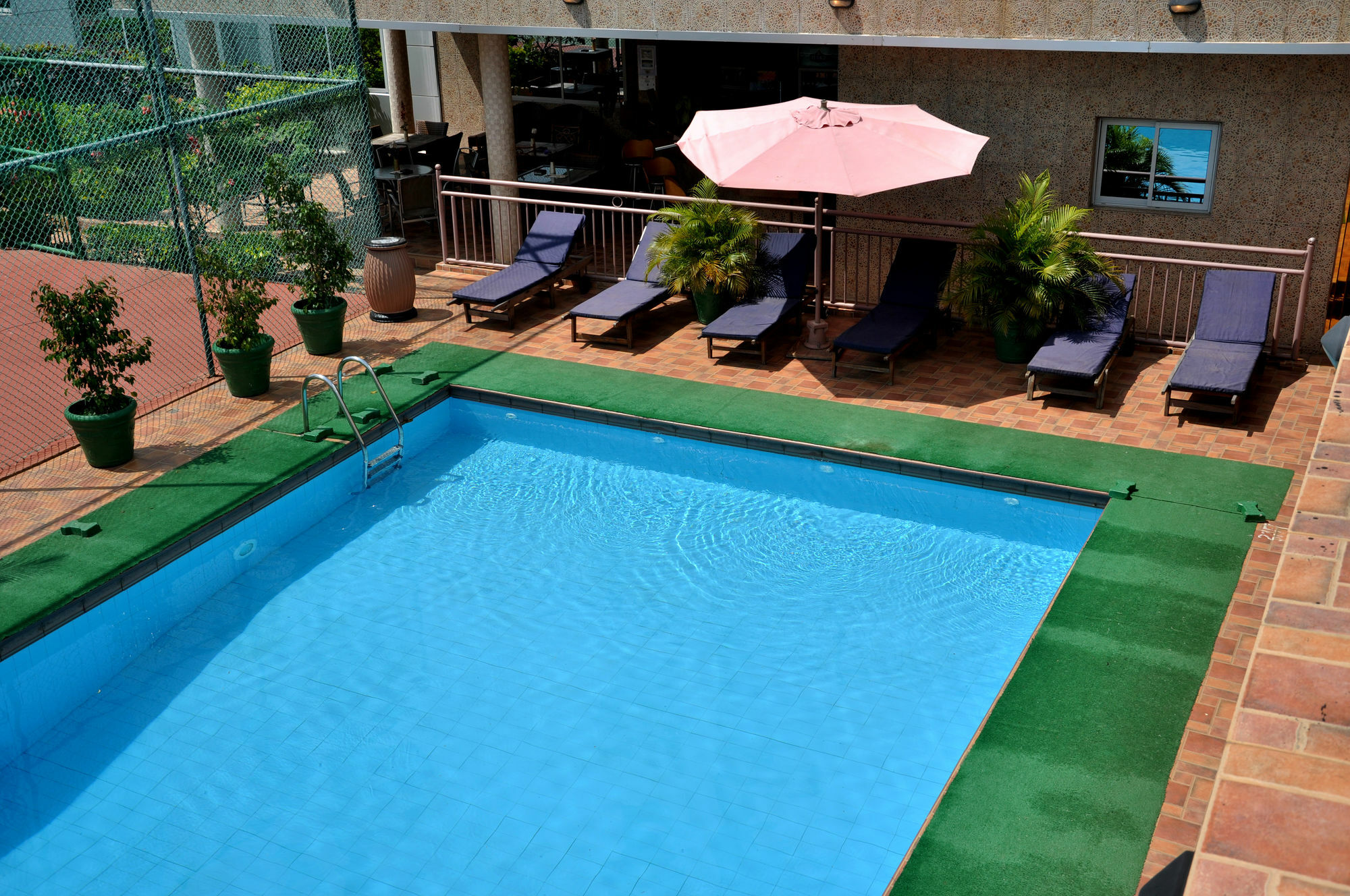 Chelsea Hotel Abuja Exterior foto